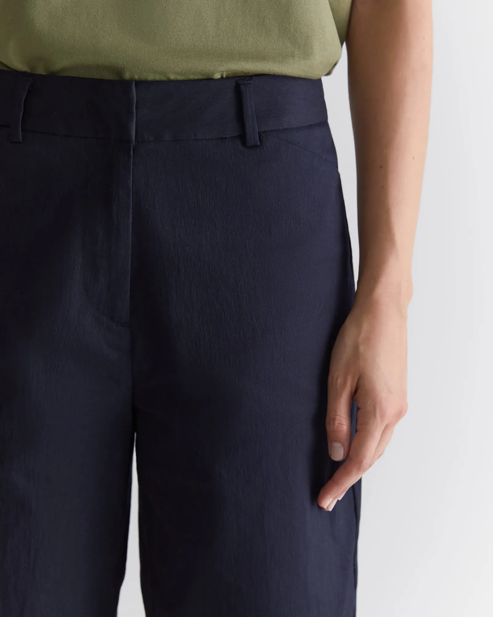 Best Sportscraft Evie Bermuda Short in Classic Navy ClassicNavy