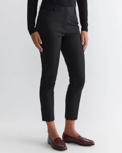 Hot Sportscraft Evie Capri Pant in Black