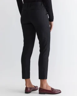 Hot Sportscraft Evie Capri Pant in Black