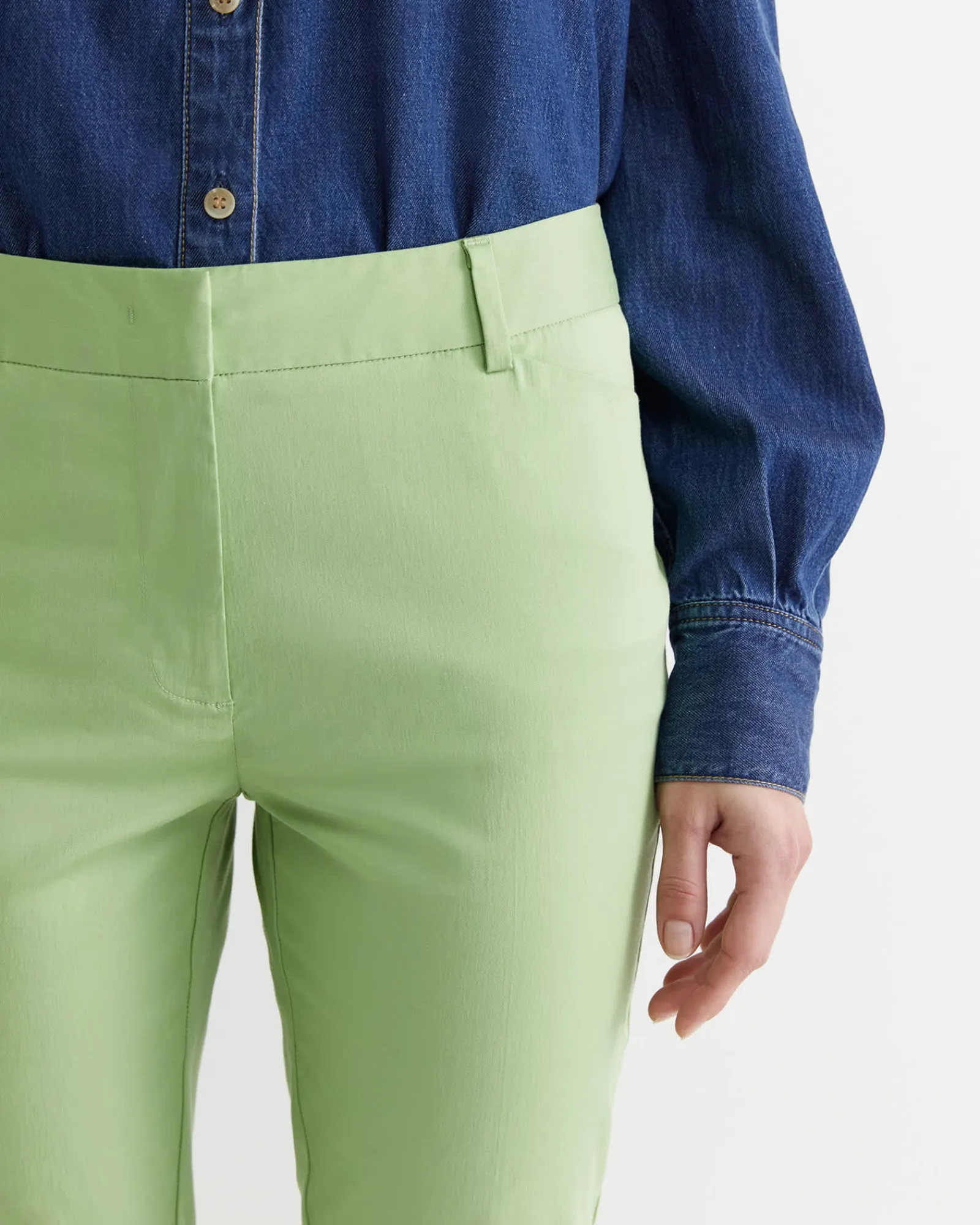 Hot Sportscraft Evie Capri Pant in Pear