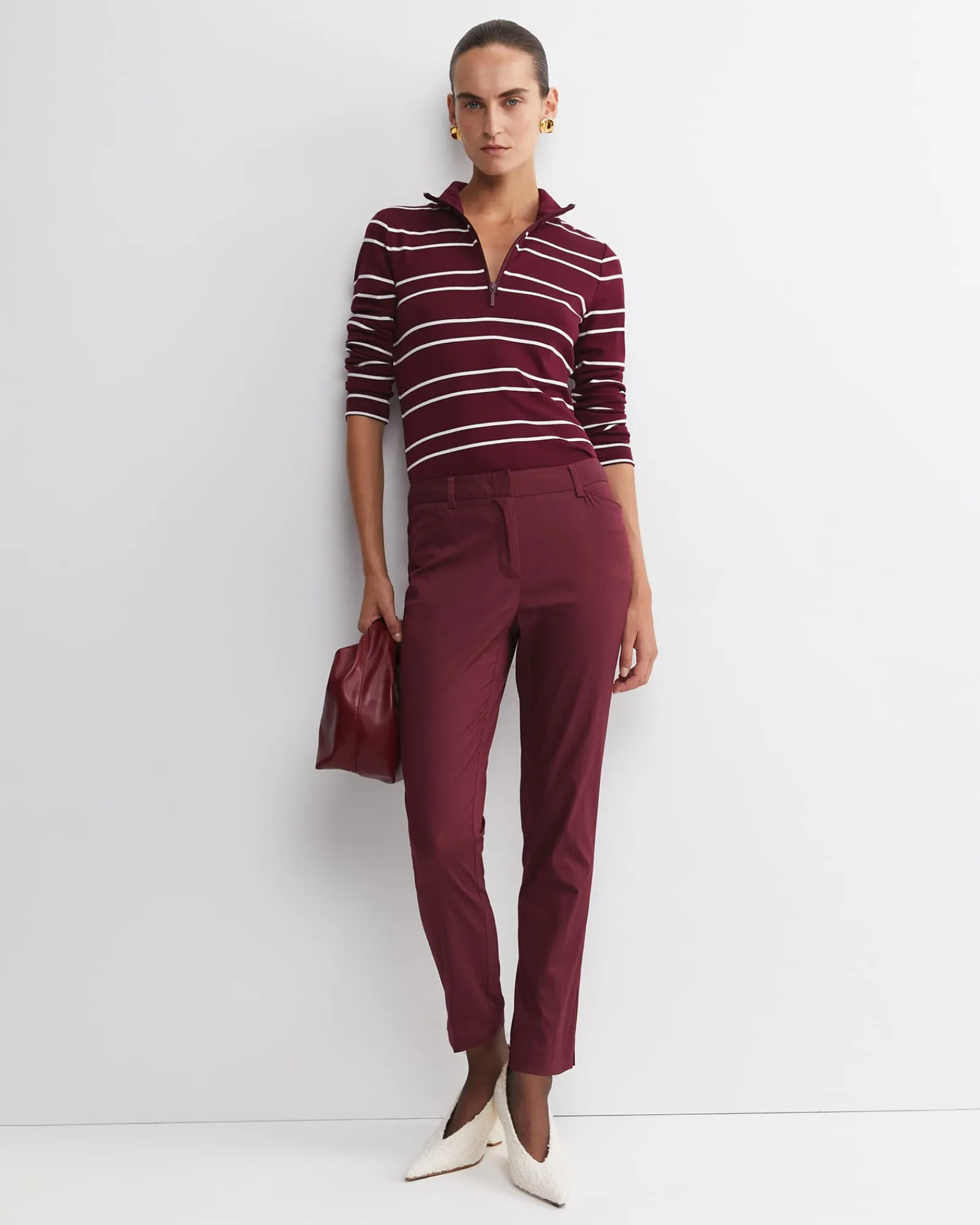Fashion Sportscraft Evie Capri Pant in Wine