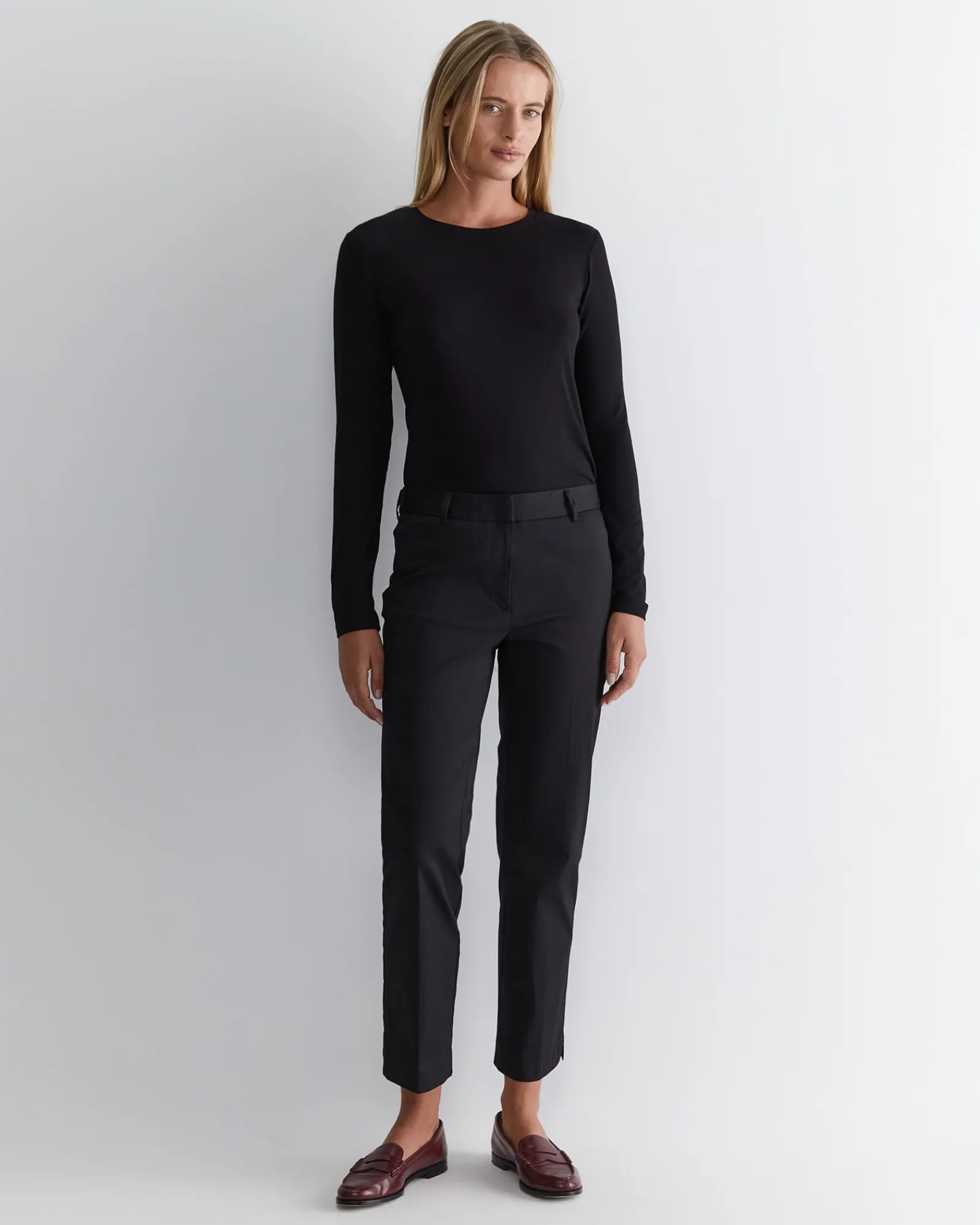 Clearance Sportscraft Evie Straight Capri Pant in Black