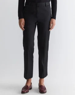 Clearance Sportscraft Evie Straight Capri Pant in Black