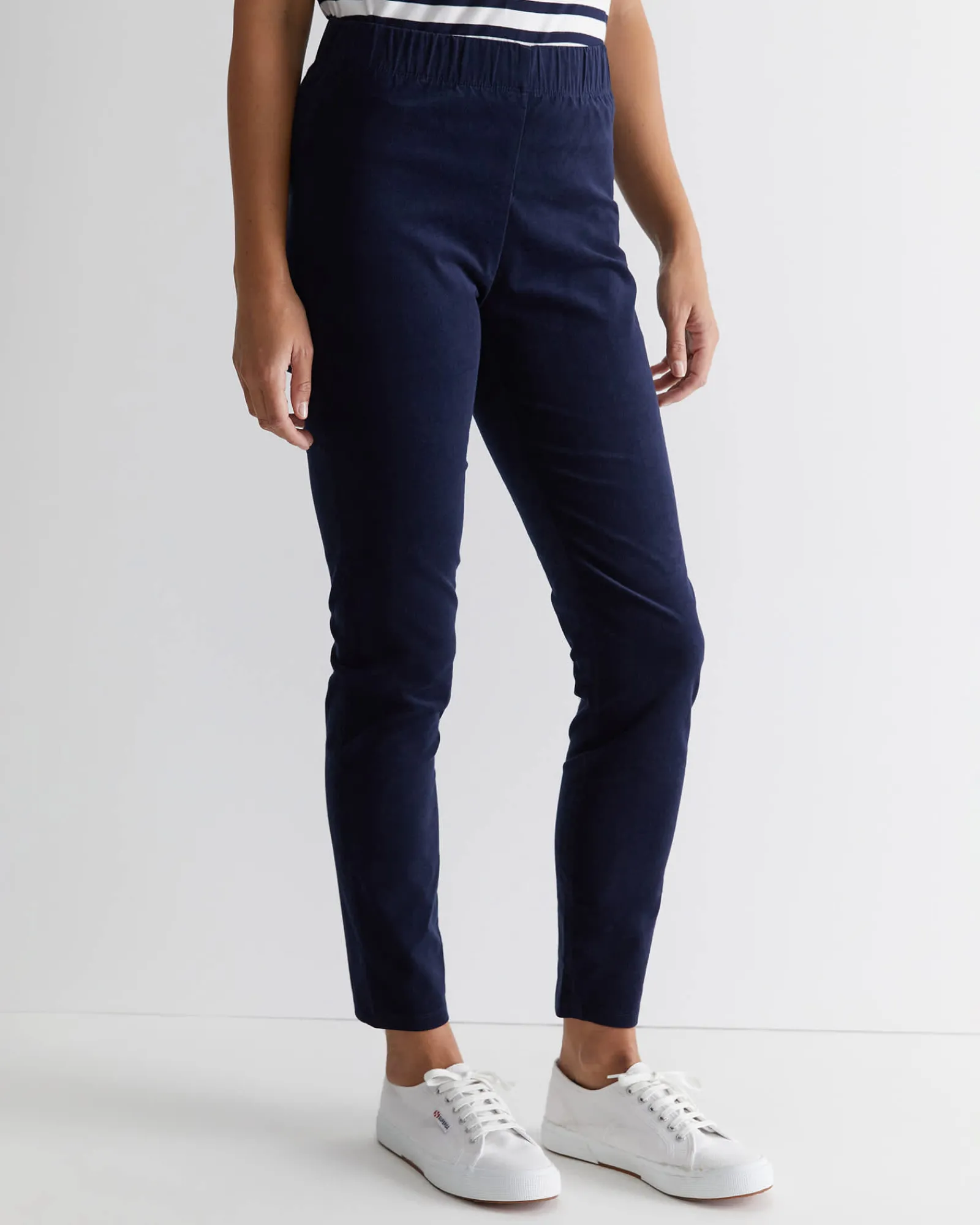 New Sportscraft Felicity Velvet Pull On Pant in Navy