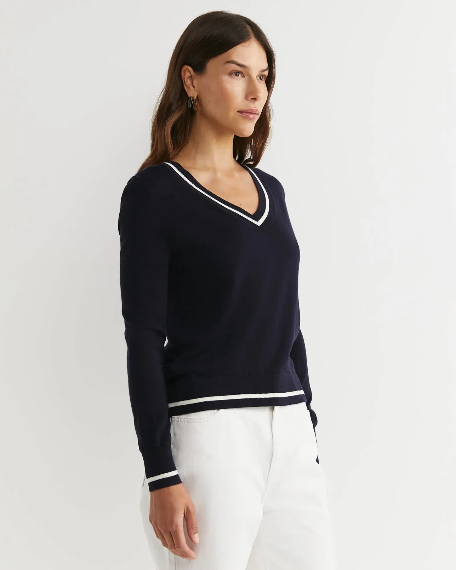 New Sportscraft Francis Merino V-Neck Knit in Navy
