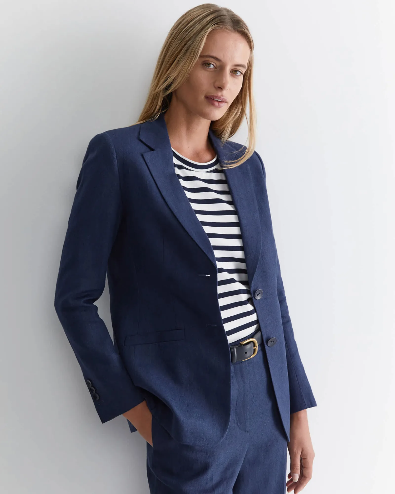 New Sportscraft Freya Linen Blazer in Navy