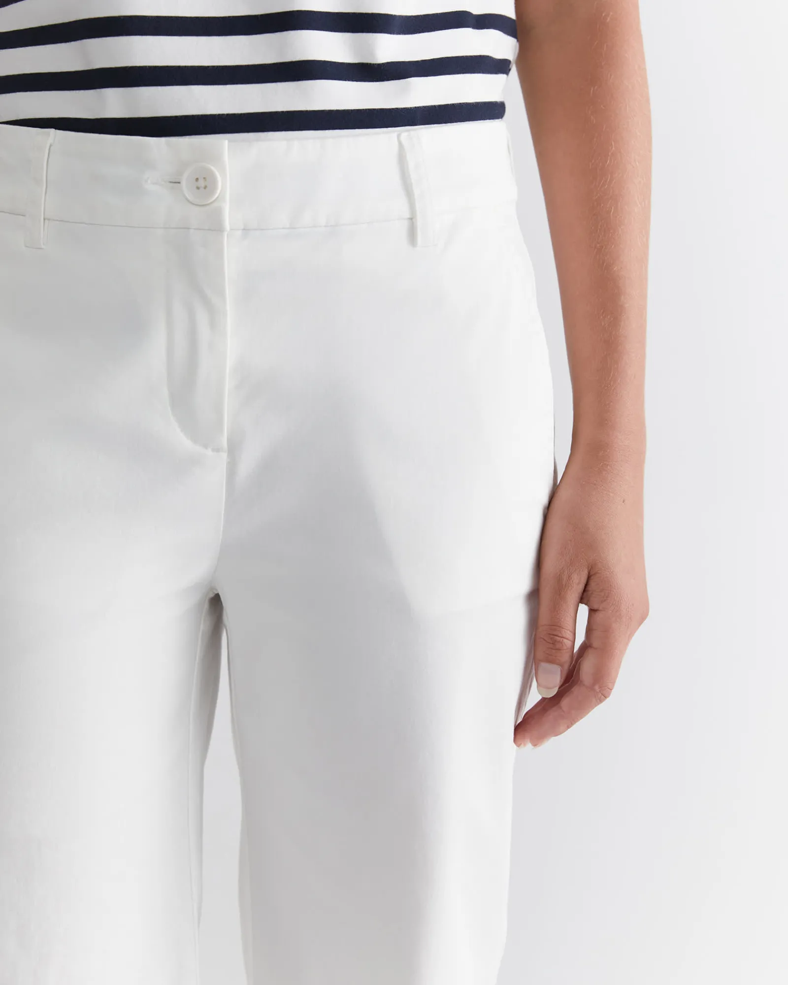Online Sportscraft Laura Chino Short in Ivory