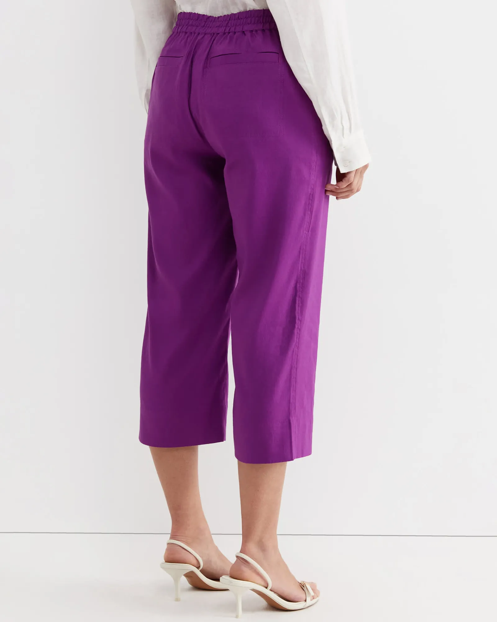 New Sportscraft Rosa Crop Linen Pant in Hydrangea