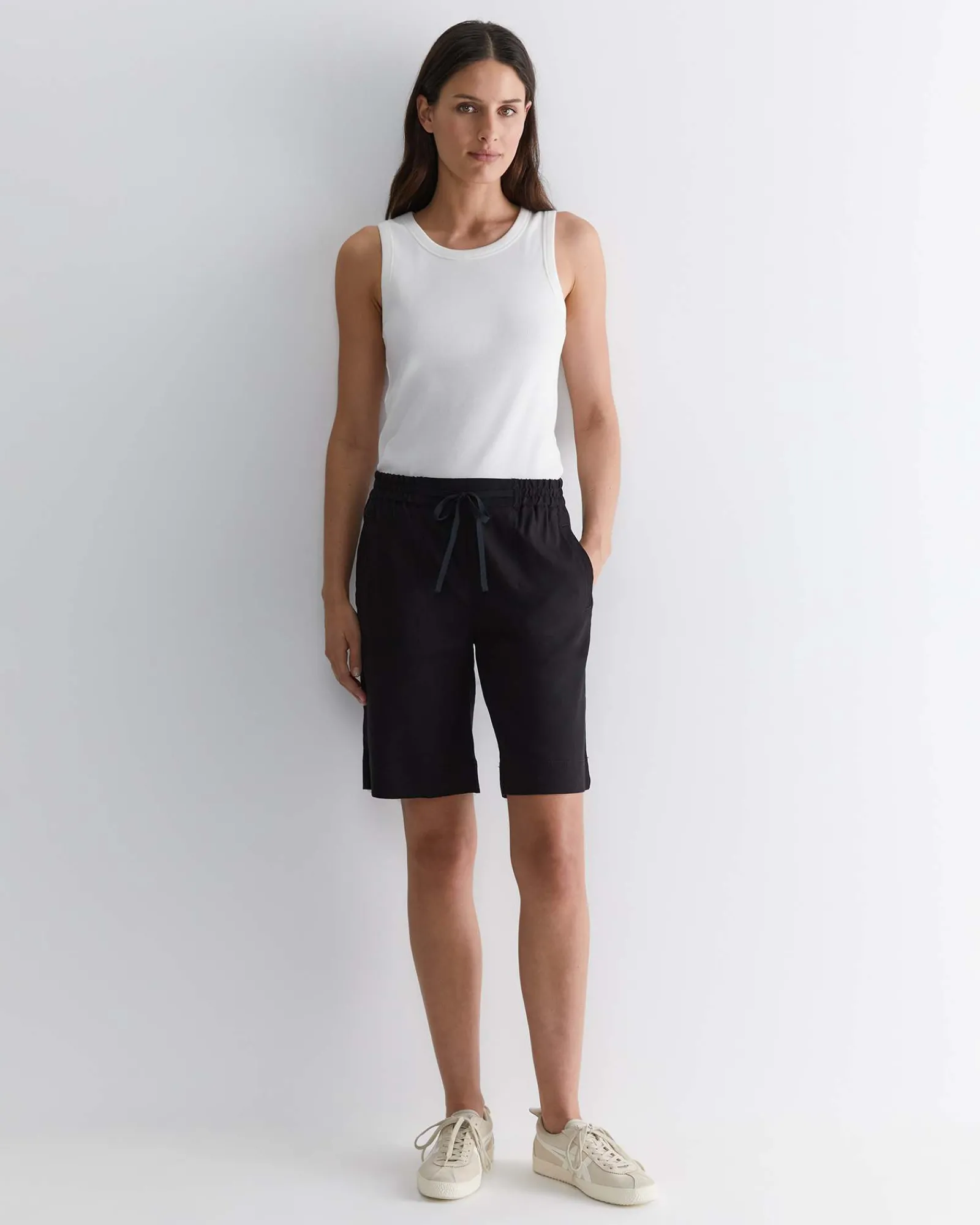 Best Sportscraft Rosa Linen Short in Black