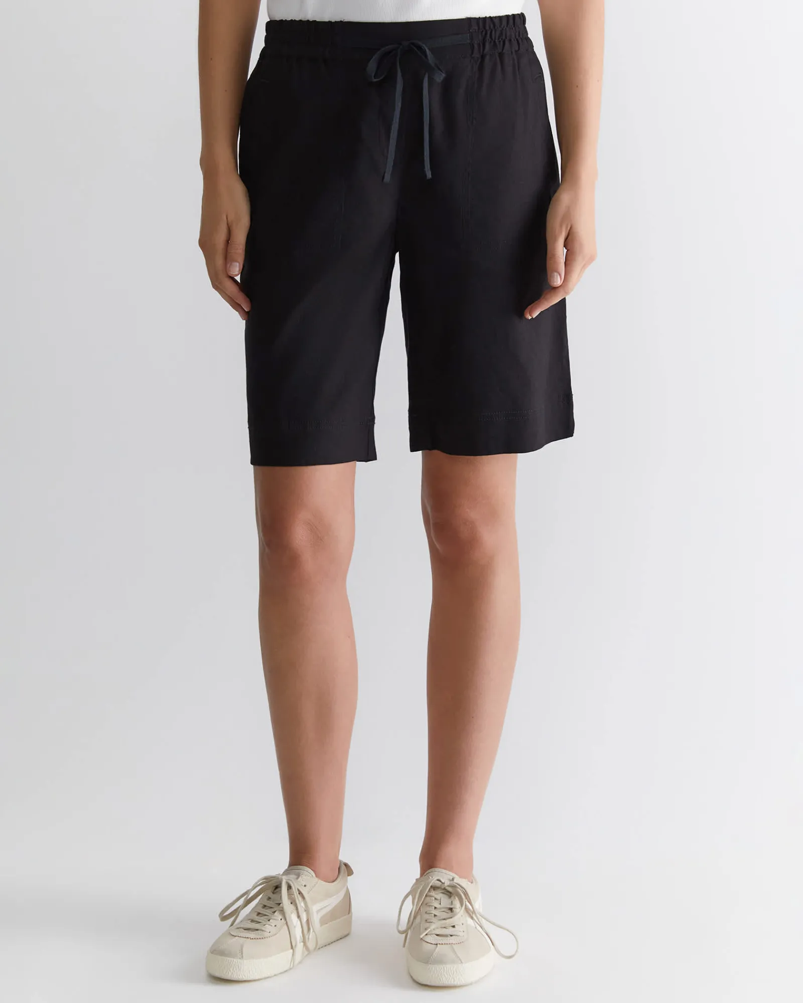 Best Sportscraft Rosa Linen Short in Black