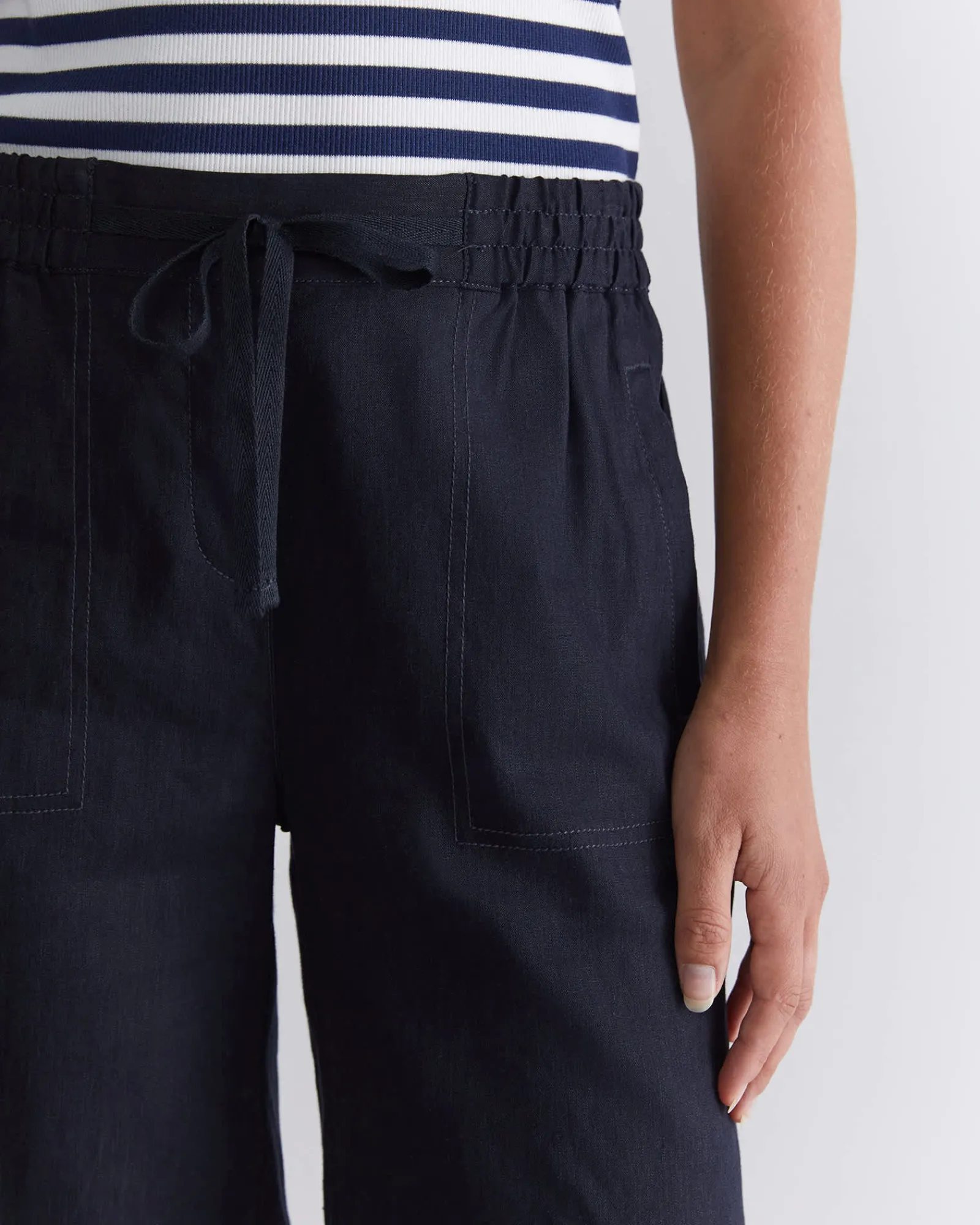 Best Sportscraft Rosa Linen Short in Classic Navy ClassicNavy