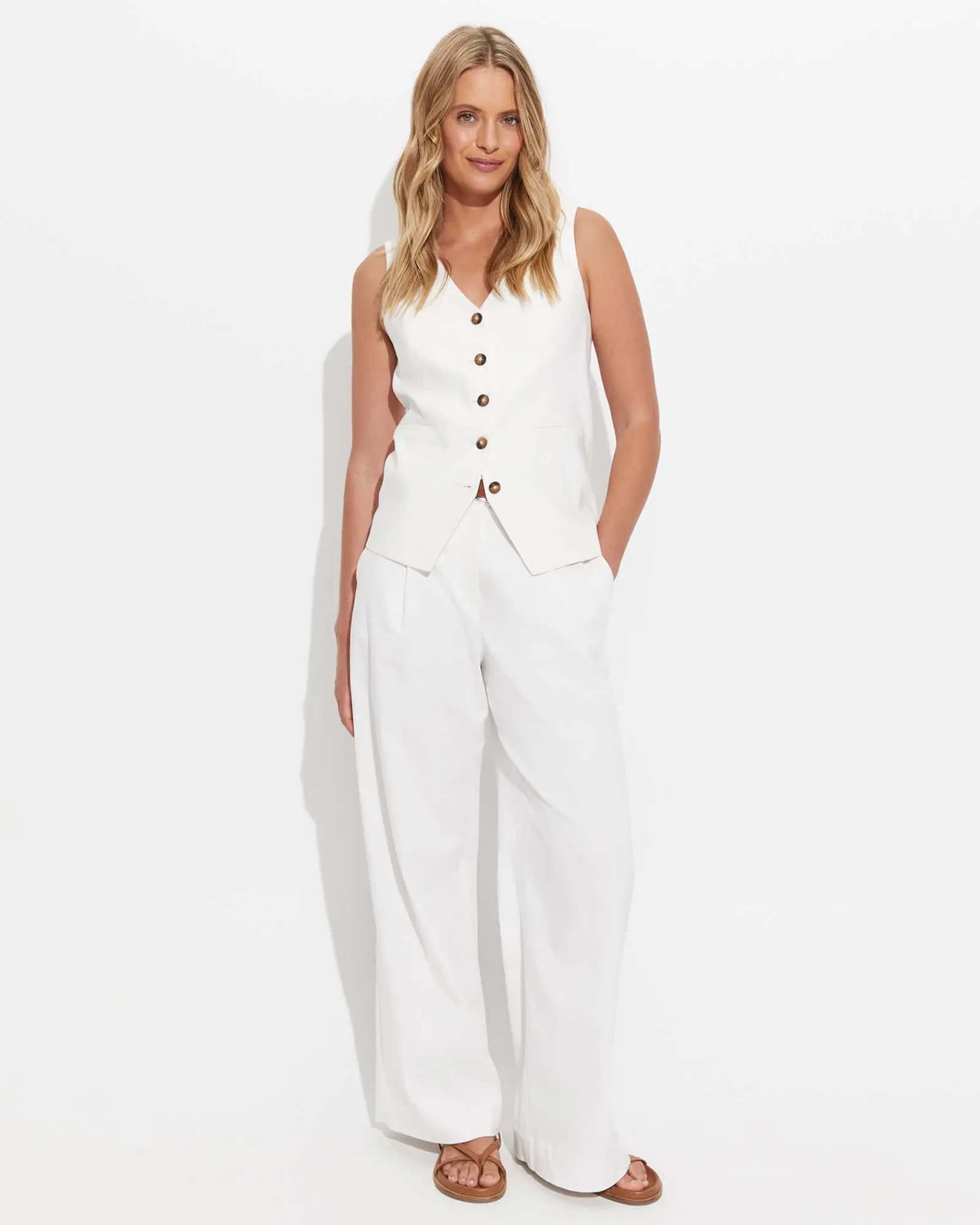 New Sportscraft Rosa Longline Vest in White