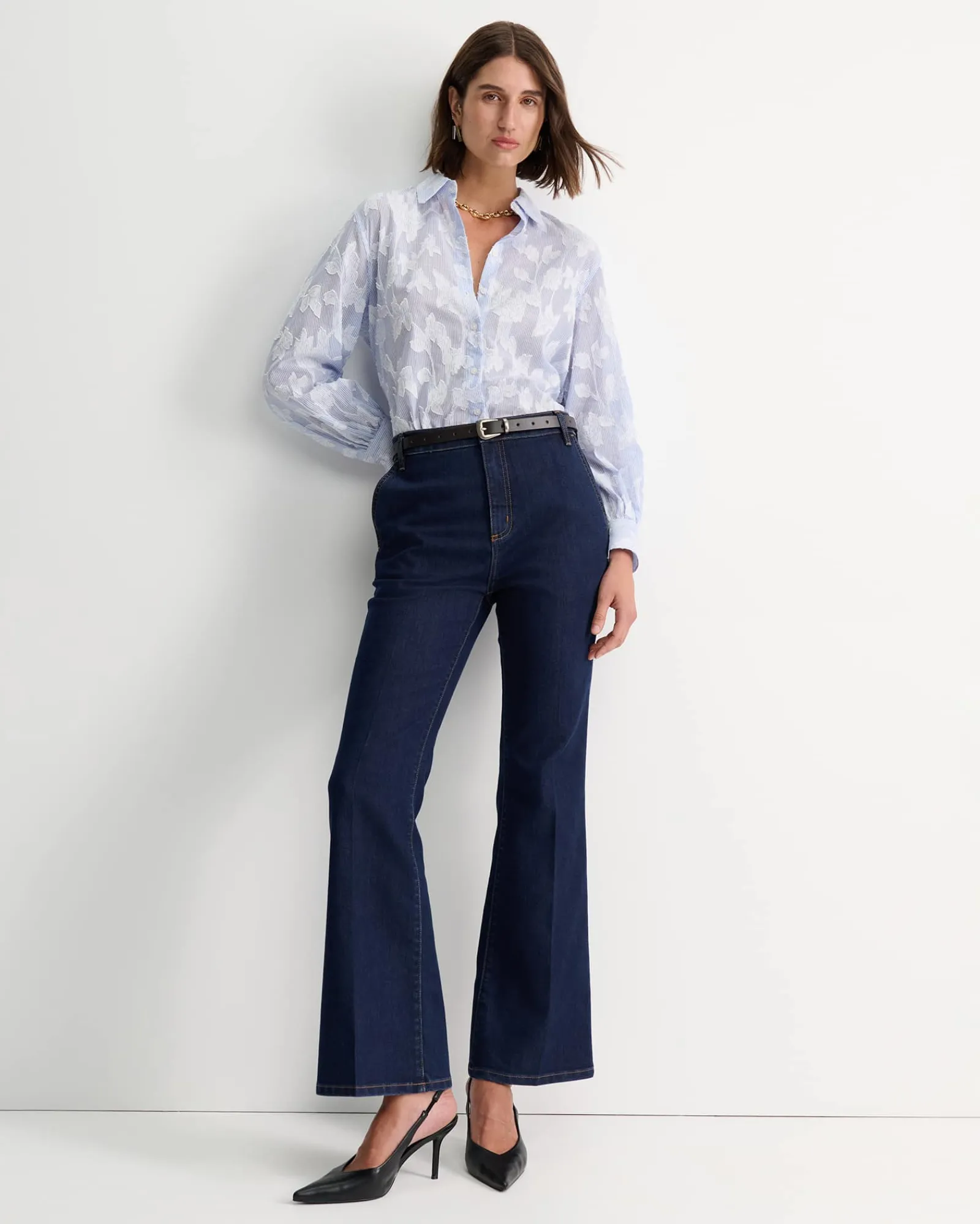 Fashion Sportscraft Sedonia Clip Back Shirt in Whiteblue White/blue