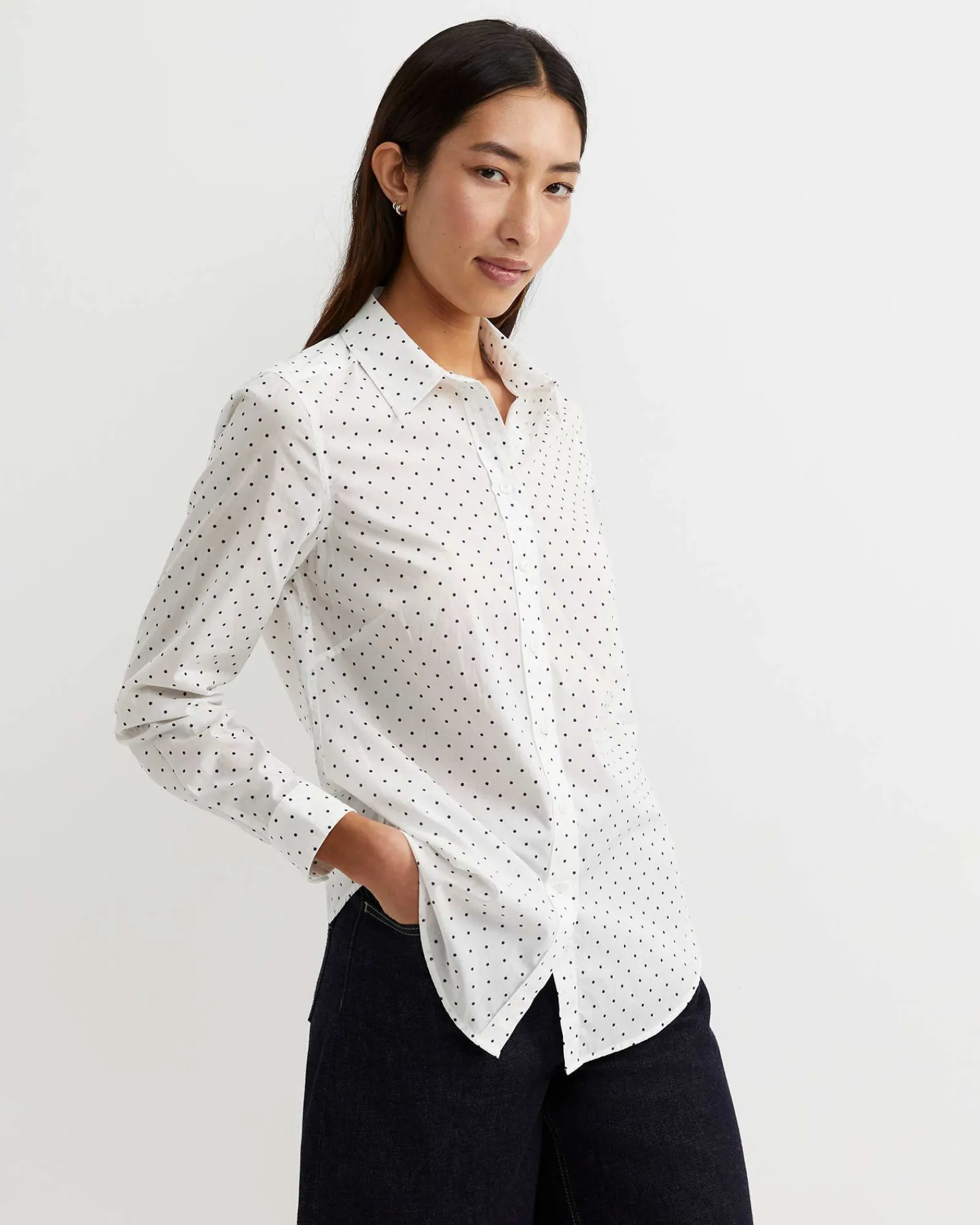 Discount Sportscraft Spot Long Sleeve Lily Voile Shirt in Whitenavy White/navy